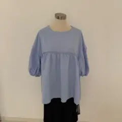 【新品未使用】バルーンスリーブ ライトブルーシャツ　フリーサイズ