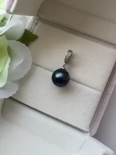 天然淡水パール 濃いブルー ペンダントトップ