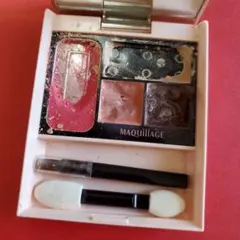 MAQuillAGE アイシャドウ　口紅 パレット ミラー付きのサムネイル