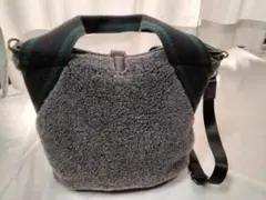 Item thumbnail for item 53e2be86-3c14-43e2-aae2-592e283af577