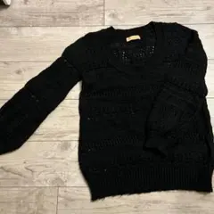 ブラック 透かし編み 長袖ニットセーター