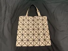 2025年最新】BAOBAO ISSEYMIYAKE カラー：ベージュ系 トートバッグの