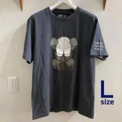 【新品タグ付】ユニクロ カウズ KAWS Tシャツ ダークグレー size:L