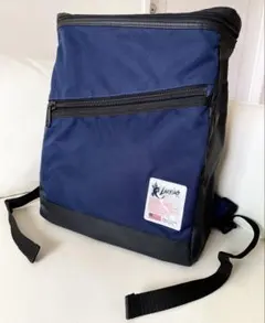 美品　ラーキンス LARKiNS ネイビー リュック バックパック 通学のサムネイル