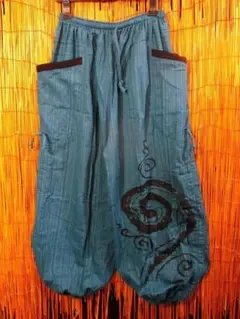 【ＳＡＬＥ】④新品＊コットン素材＊渦巻きプリント＊カーゴタイプ＊アラジンパンツ