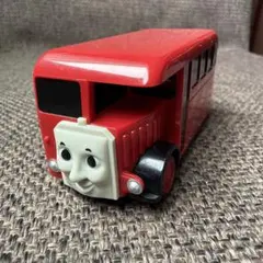 【廃盤 稀少】きかんしゃトーマスシリーズ モータートミカ バーティー 走行可能のサムネイル