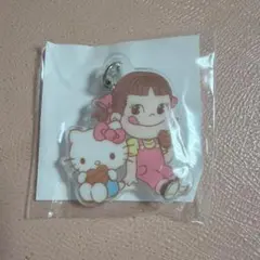 ペコちゃん×サンリオキャラクターズ アクリルチャーム キティ