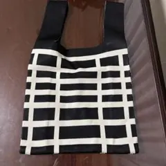 Item thumbnail for item 2255b331-f8bb-4c4e-ab38-61aeb7c40519