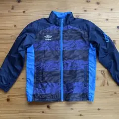 umbro 迷彩ウィンドブレーカー　150 フードなし