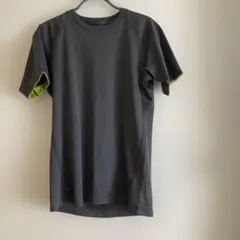 ユニクロ　ドライTシャツ