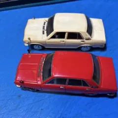 日産ブルーバード510 2台のサムネイル