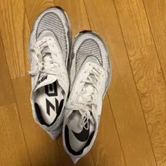 2025年最新】ヴェイパーフライ 26.5の人気アイテム - メルカリ