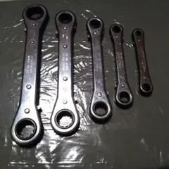 Item thumbnail for item cb2cbcab-5807-45a0-b76c-6e58214178e3