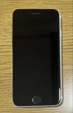 ジャンク扱い】iPhone SE 第2世代 ホワイト 本体 背面ひび割れあり