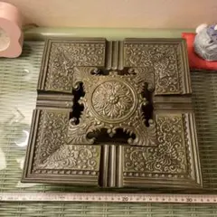 鉄製灰皿　昭和レトロ　灰皿　大きい灰皿