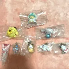 サンリオキャラクター　ガチャガチャセット　めじるしアクセサリー、フィギュア
