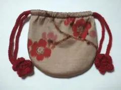 【かぎ針編み】　梅モチーフの丸型巾着（布・毛糸 使用）