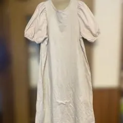 ライトベージュ 半袖パフスリーブ ロングワンピース