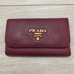 プラダ　キーケース　サフィアーノ　ピンク