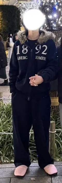 Abercrombie&fitch アバクロ S ファーパーカー y2k Abercrombie&fitch アバクロ S ファーパーカー y2k - メルカリ