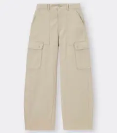 【未使用タグ付き】GU バレルレッグカーゴパンツ（Sサイズ）