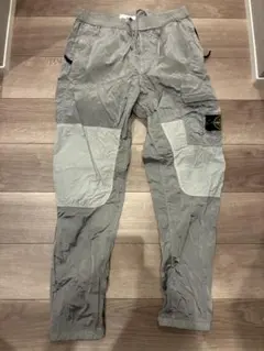Stone Island ナイロンメタルカーゴパンツ　グレーW32のサムネイル
