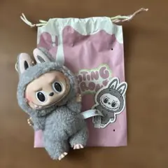 正規品POP MART LABUBU THE MONSTERS ぬいぐるみのサムネイル