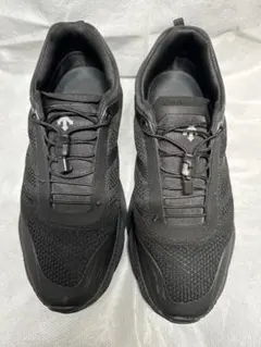 【交渉可】DESCENTE ALLTERRAIN スニーカー