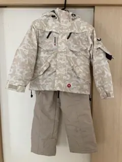 AIRWALK 子ども用スノーボードウェア 上下 白カモフラ 130 おまけ