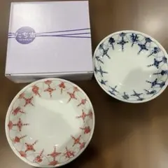 新品たち吉 皿 2枚セット 赤絵 青絵のサムネイル
