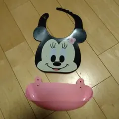 ディズニー　お食事エプロン