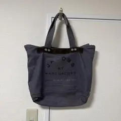 Item thumbnail for item 4a7612a6-285c-44f0-824e-bdef04b7dde6