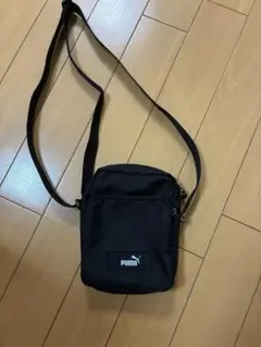 PUMA ショルダーバッグ ブラックのサムネイル