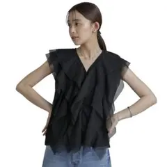 NANO universeナノユニバースVネックチュール×カットトップスブラック