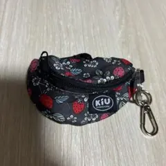 KiU ミニポーチ キーホルダー ストロベリー柄のサムネイル