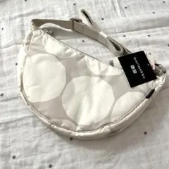 新品未使用　ユニクロ　marimekko ラウンドミニショルダーバッグ 白