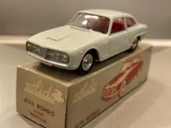 ミニカー ソリドsolido アルファロメオ 2600 当時物のサムネイル