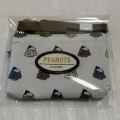 新品未使用 ポケット付きパスケース ほっこり スヌーピー