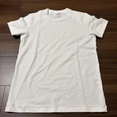 クールネックTシャツ