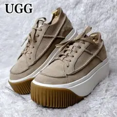 【美品✨】UGG ベージュ スエード スニーカー 厚底 モカシン