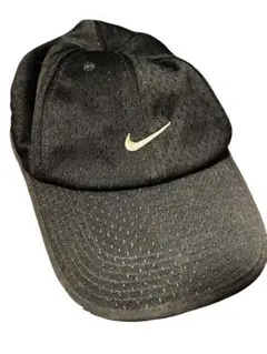 Nike Dri-FIT ブラックキャップ