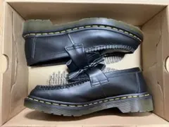 Dr.Martens タッセルローファー イエローステッチ 黒のサムネイル