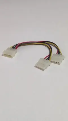 ペリフェラル4pin電源分岐ケーブル(4ピン電源コネクタ二分配)