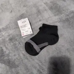 【UNIQLO】黒のショートソックス 100-120cm