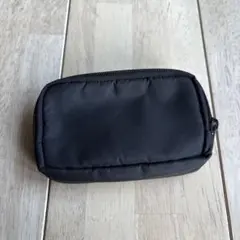無印良品　ナイロンコンパクトポーチ　黒　約１４×３．５×９ｃｍ