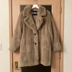 ZARA ベージュ フェイクファー ジャケット M