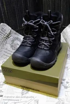Kei様　KEEN　ウィンターブーツ レディース 23.5㎝