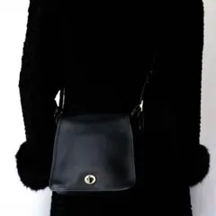 OLD COACH Vintage Shoulder Bag Black