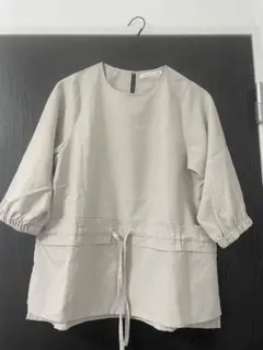 E hyphen world gallery PEACE