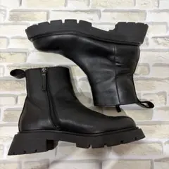 美品 ZARA サイドジップ レザー厚底ブーツ トラックソール 24cm